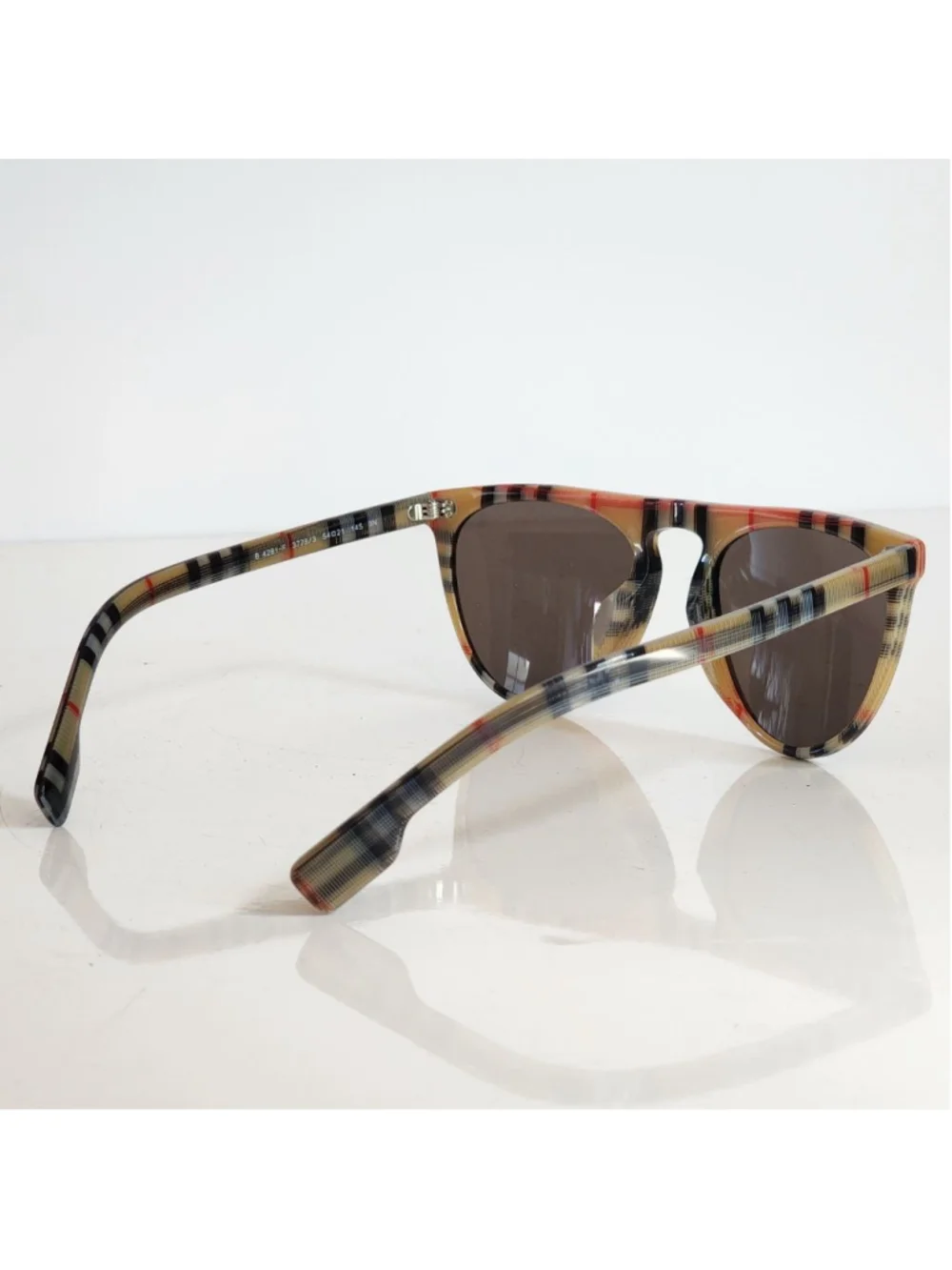 BURBERRY NEW Vintage‎ Nova Check Flat Top Sunglasses B4281-F